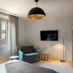9Hotel Cesari