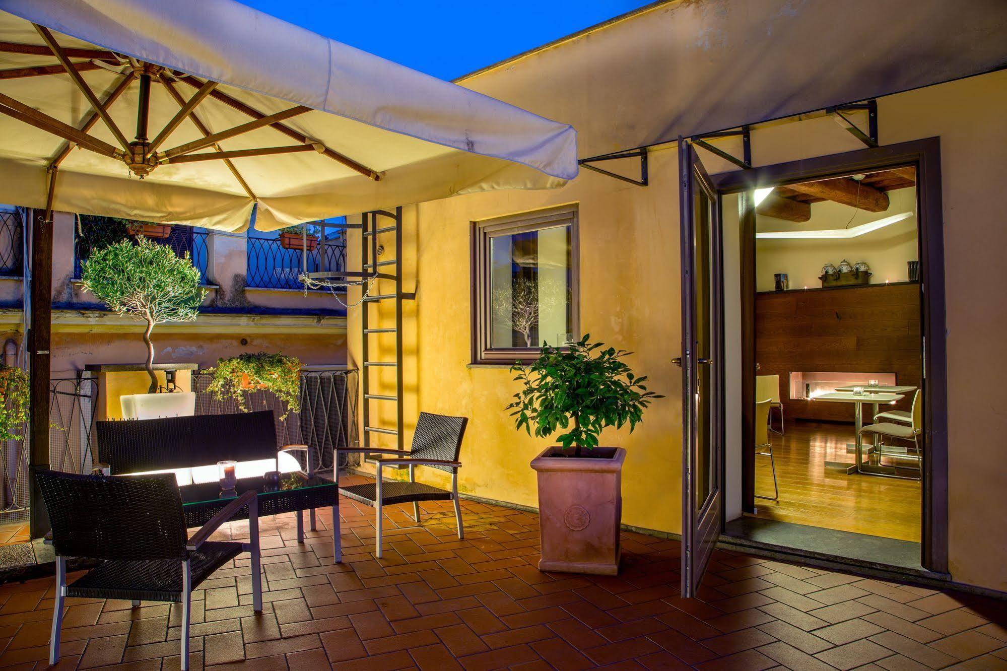 9hotel Cesari 4* Roma